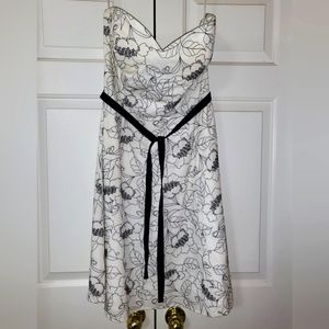 White House Black Market Strapless Dress